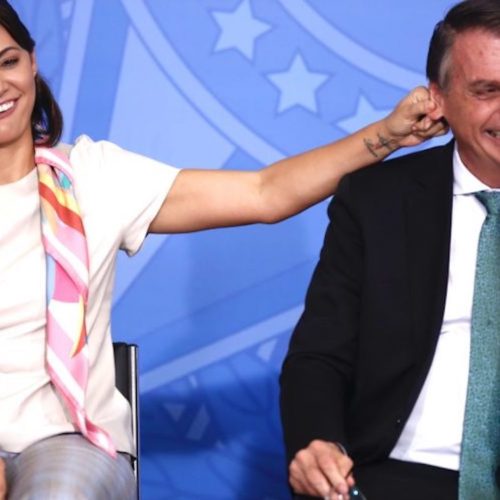 Michelle admite “deslizes” de Bolsonaro em falas durante mandato