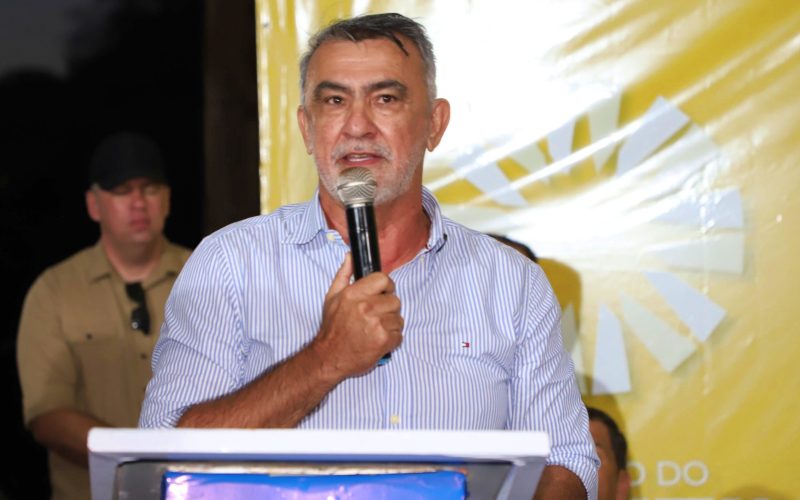 Deputados estaduais prestigiam entrega de pavimentação asfáltica entre Itapiratins e Itacajá