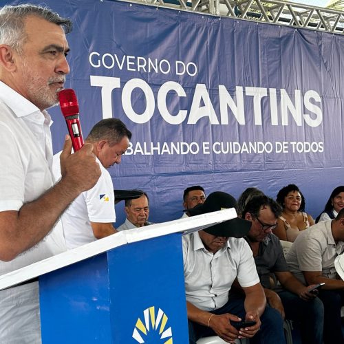 Amélio Cayres prestigia entrega de obras em Buriti do Tocantins
