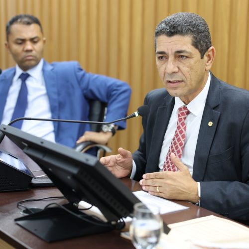 Presidente da CCJ indica relator do PCCR da Educação e convoca reunião extraordinária
