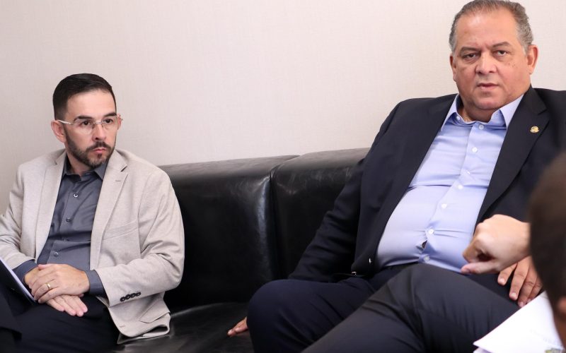 Senador Eduardo Gomes articula com Governo do Tocantins projetos em tecnologia e meio ambiente