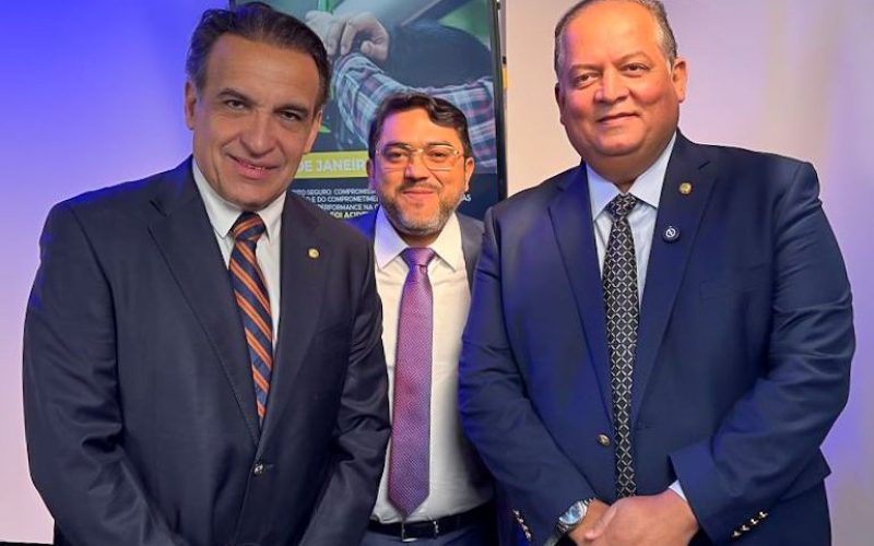 Senador Eduardo Gomes destaca desafios para a efetividade da Lei Seca em seminário sobre Segurança no Trânsito