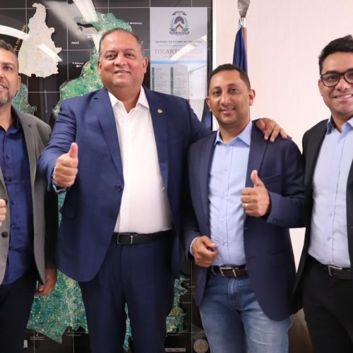 Senador Eduardo Gomes recebe presidente da ATM e outros prefeitos
