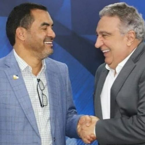 Gato esperto, não aceita rato fazer  festa