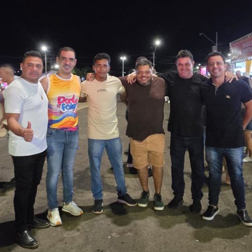 Em Porto, Vicentinho Júnior celebra cultura do carnaval: “Que a alegria das ruas nos inspire a construir um Tocantins melhor”