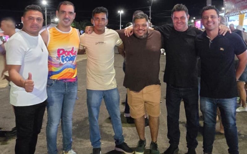 Em Porto, Vicentinho Júnior celebra cultura do carnaval: “Que a alegria das ruas nos inspire a construir um Tocantins melhor”
