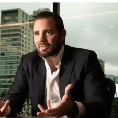 Quem são os deputados que estão no whatsApp de Vorcaro