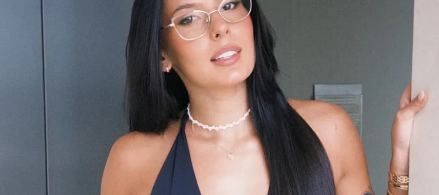 Ana Castela se revolta após ser “extorquida” por manicure: “Roubo”