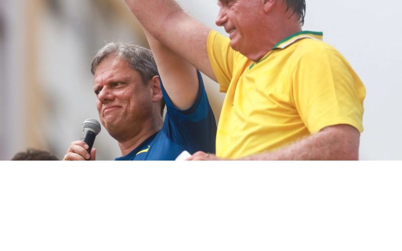 Tarcísio diz que primeiro ato, caso se torne presidente, será indulto a Bolsonaro