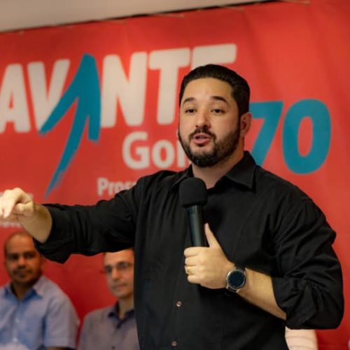 Thialu Guiotti retira nome da disputa e confirma apoio a Romário Policarpo em 2026