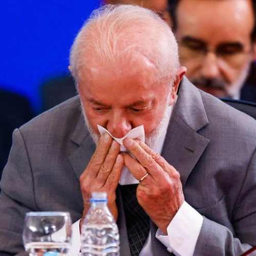 Avião de Lula (foto) arremete após tentar pouso em Sorocaba – São Paulo