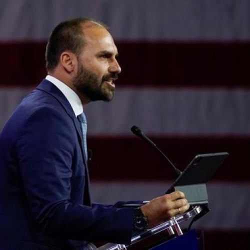 Eduardo Bolsonaro sugere ação militar dos EUA contra o Brasil