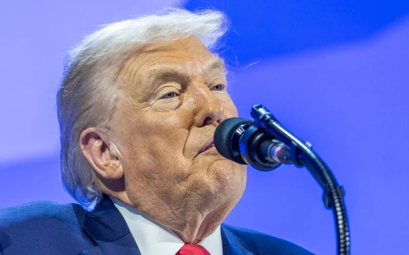 Trump promete “vingar” morte de militares americanos no Irã