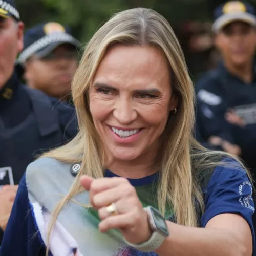 “Brasil é um país cristão”, diz Celina em Via-Sacra no Morro da Capelinha