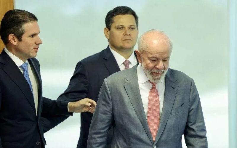 Centrão ameaça retaliar o governo de Lula