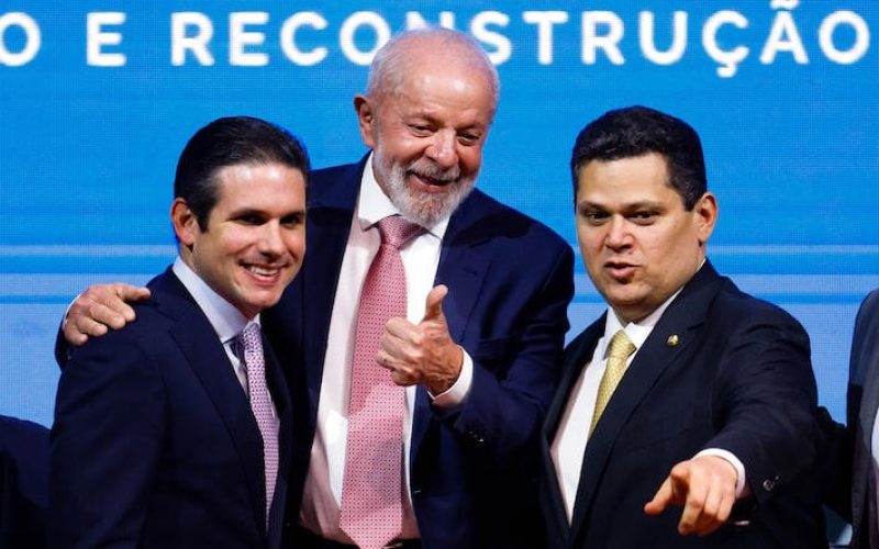 Lula leva atual e antiga cúpula do Congresso para visitar Japão e Vietnã