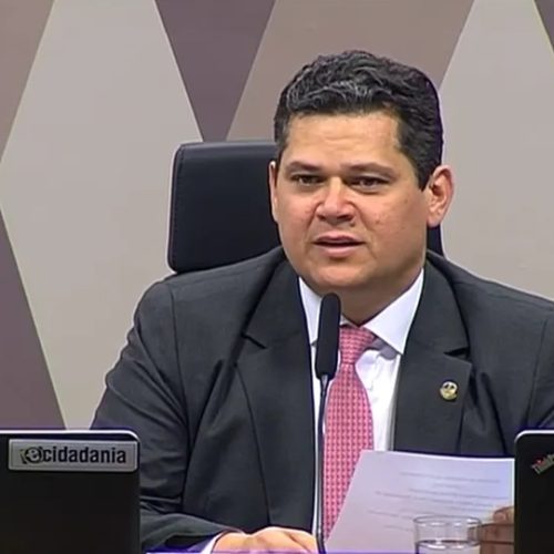 Conheça os candidatos às presidências da Câmara e do Senado; eleição será  no sábado (1/2)