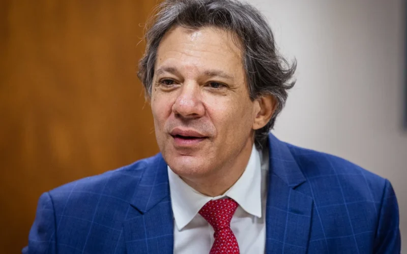 Haddad diz que Banco Master chegou a atuar no Congresso