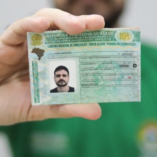 Contran libera CNH sem autoescola e flexibiliza aulas práticas