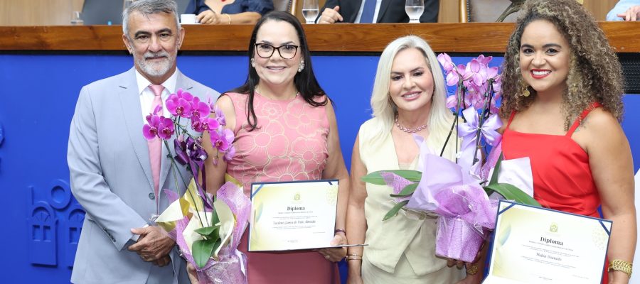 Amélio Cayres homenageia lideranças femininas em Sessão Solene do Dia da Mulher