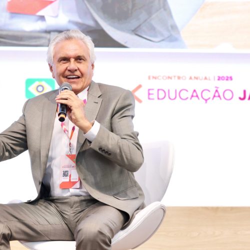 Caiado apresenta trabalho por trás da liderança de Goiás na educação em São Paulo