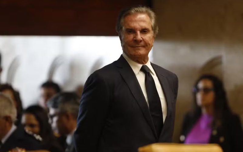 Moraes manda prender o ex-presidente Fernando Collor