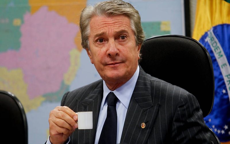 Fernando Collor de Mello perde controle sobre afiliada da Globo