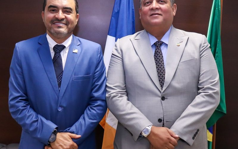 Senador Eduardo Gomes recebe o governador do Tocantins Wanderlei Barbosa