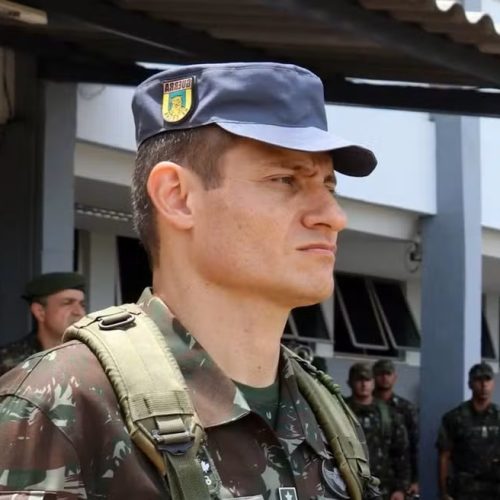 Tenente-coronel condenado por tentativa de golpe se entrega à PF em Goiânia