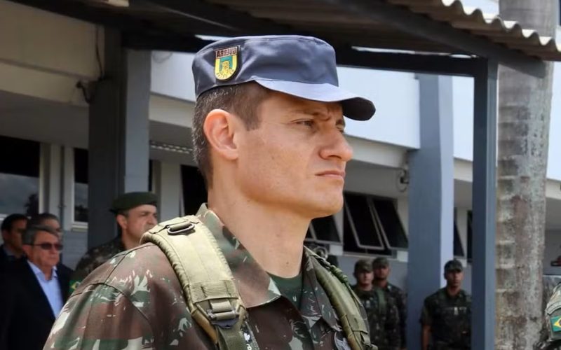 Tenente-coronel condenado por tentativa de golpe se entrega à PF em Goiânia