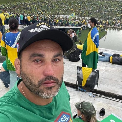 Réu pelo 8 de Janeiro, Léo Índio (foto) diz estar na Argentina e cobra aprovação de projeto de anistia
