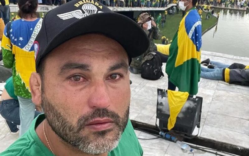 Réu pelo 8 de Janeiro, Léo Índio (foto) diz estar na Argentina e cobra aprovação de projeto de anistia