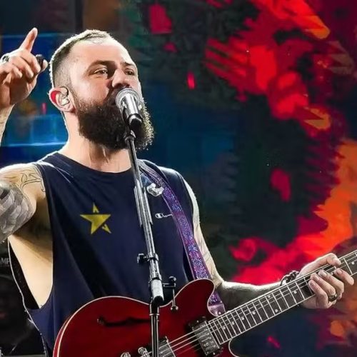 Mateus, da dupla com Jorge, passa por cirurgia de emergência
