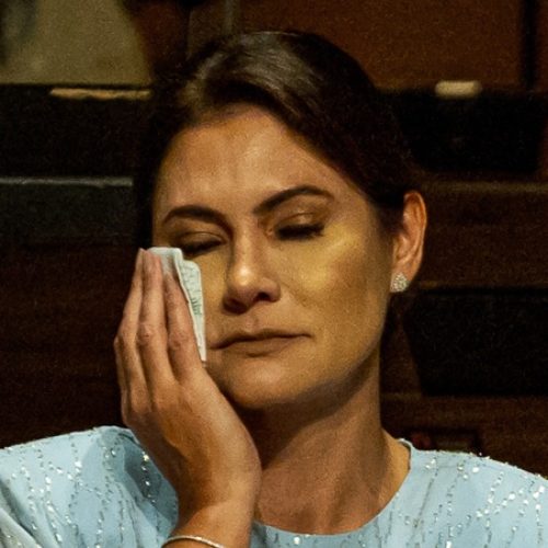 Michelle Bolsonaro sofre a 1ª derrota na Justiça