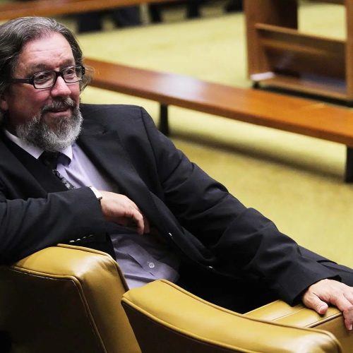 Ibaneis contrata o advogado Kakay  para defendê-lo junto ao  STJ