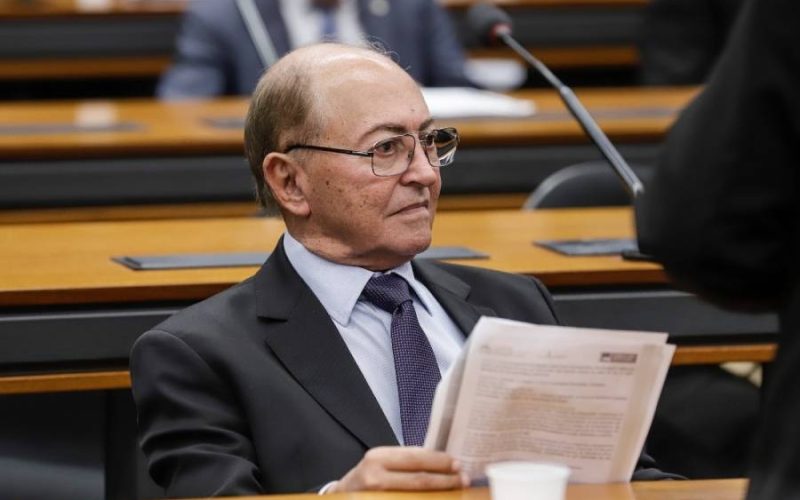 Decisão histórica do STF anula mandatos de sete deputados federais eleitos