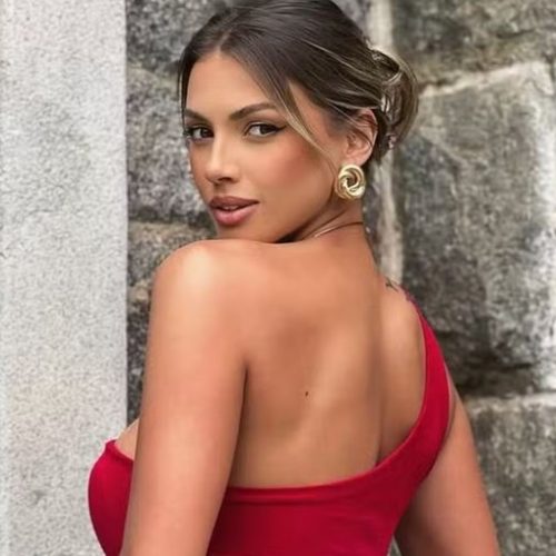 Modelo é presa