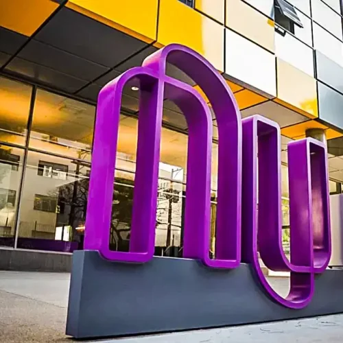 Nubank e outras instituições enfrentam ação judicial no caso Master