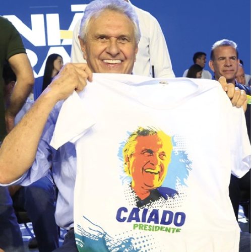 “Coragem para endireitar o Brasil”: Slogan de pré-campanha de Caiado