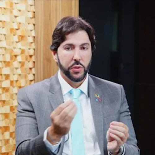 Neurocientista de Bolsonaro fala sobre “Estímulo Elétrico Craniano” para tratar soluços