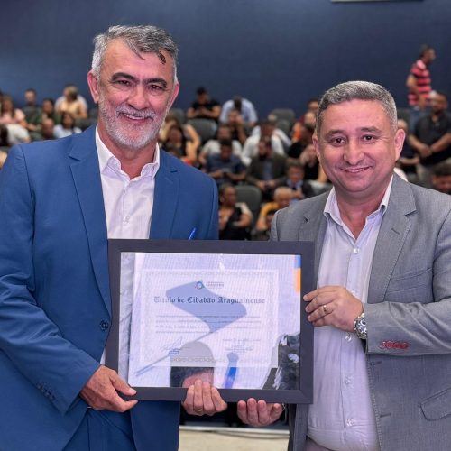 Amélio Cayres é  Cidadão Araguainense